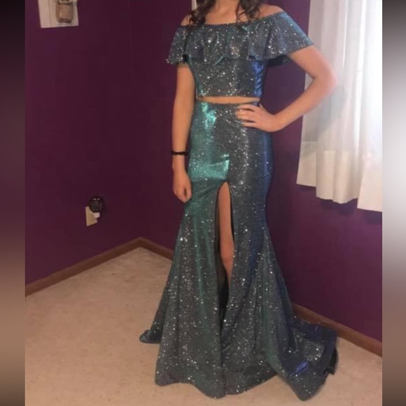 Prom dress
